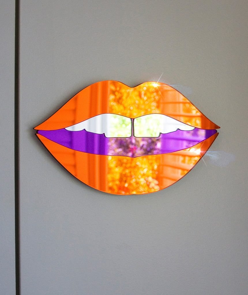 Lip Mirror